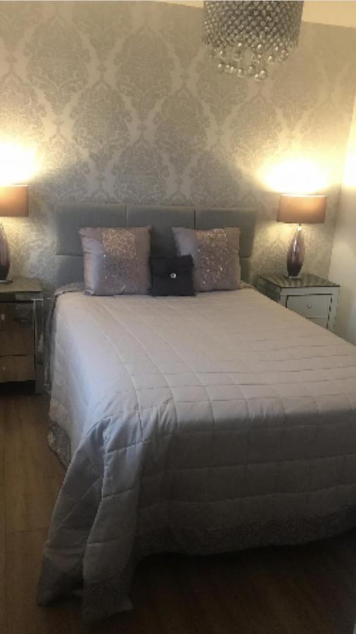 Double Room With En-Suite. Central For North West Rainhill Exteriér fotografie