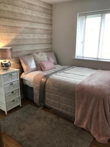 Double Room With En-Suite. Central For North West Rainhill Exteriér fotografie