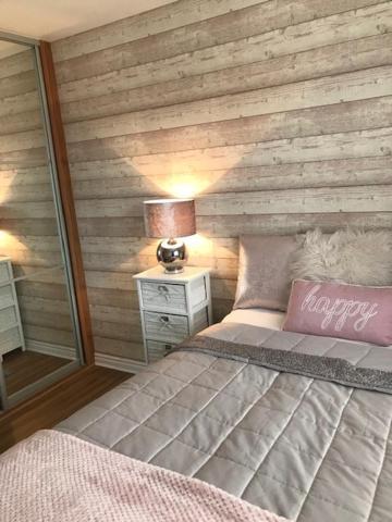 Double Room With En-Suite. Central For North West Rainhill Exteriér fotografie